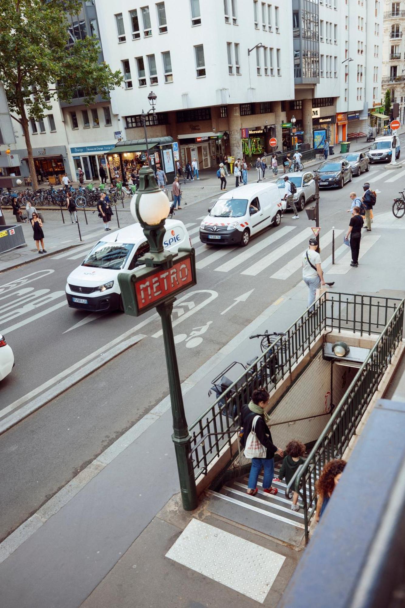 Marais, Rue Beaubourg - 6 Places Parigi Esterno foto